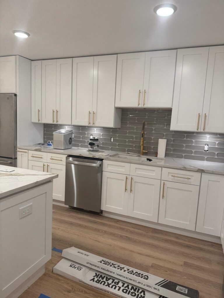 Kitchen by Goliath Home builders of tampa